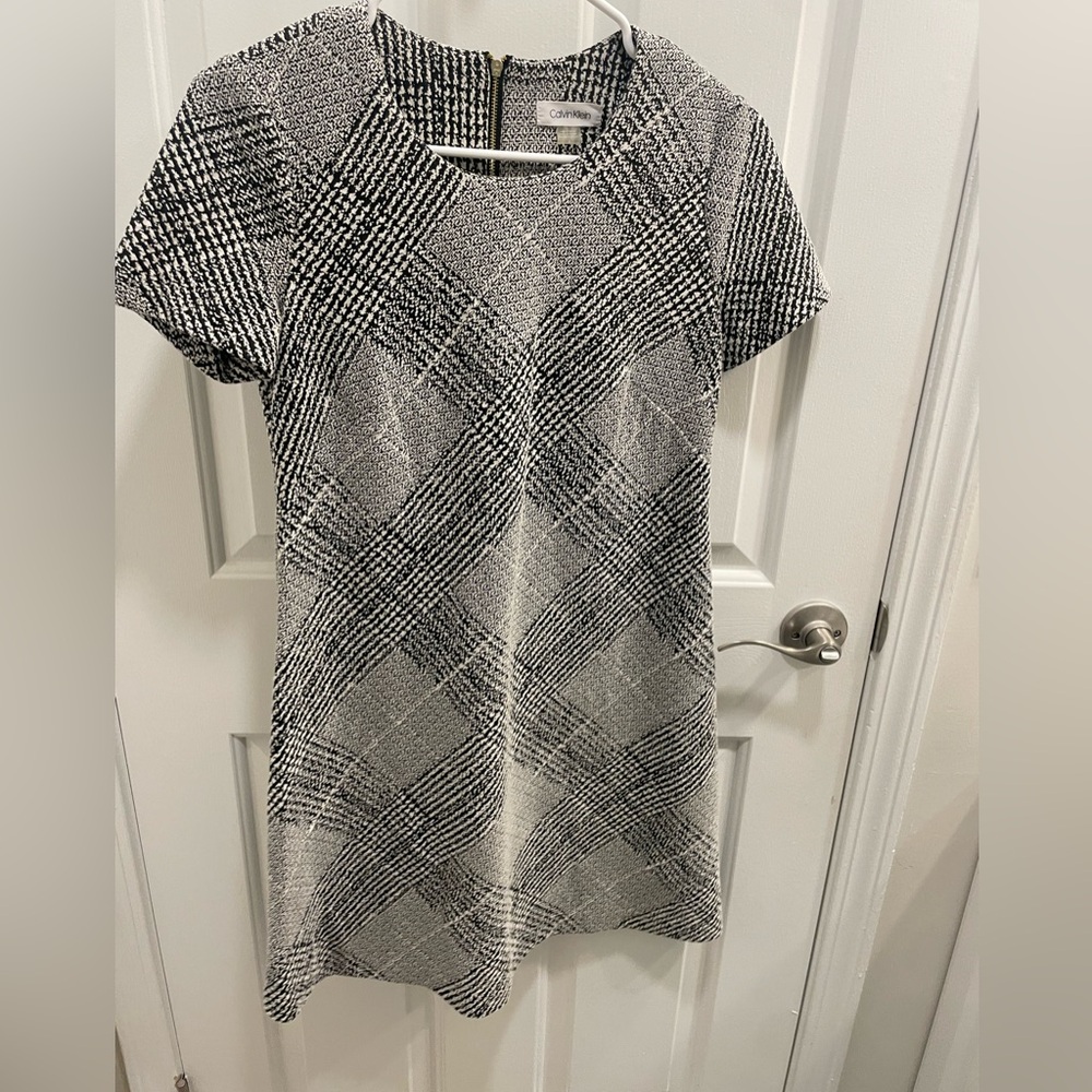 Calvin Klein Jacquard Plaid Short Sleeve Dress.
